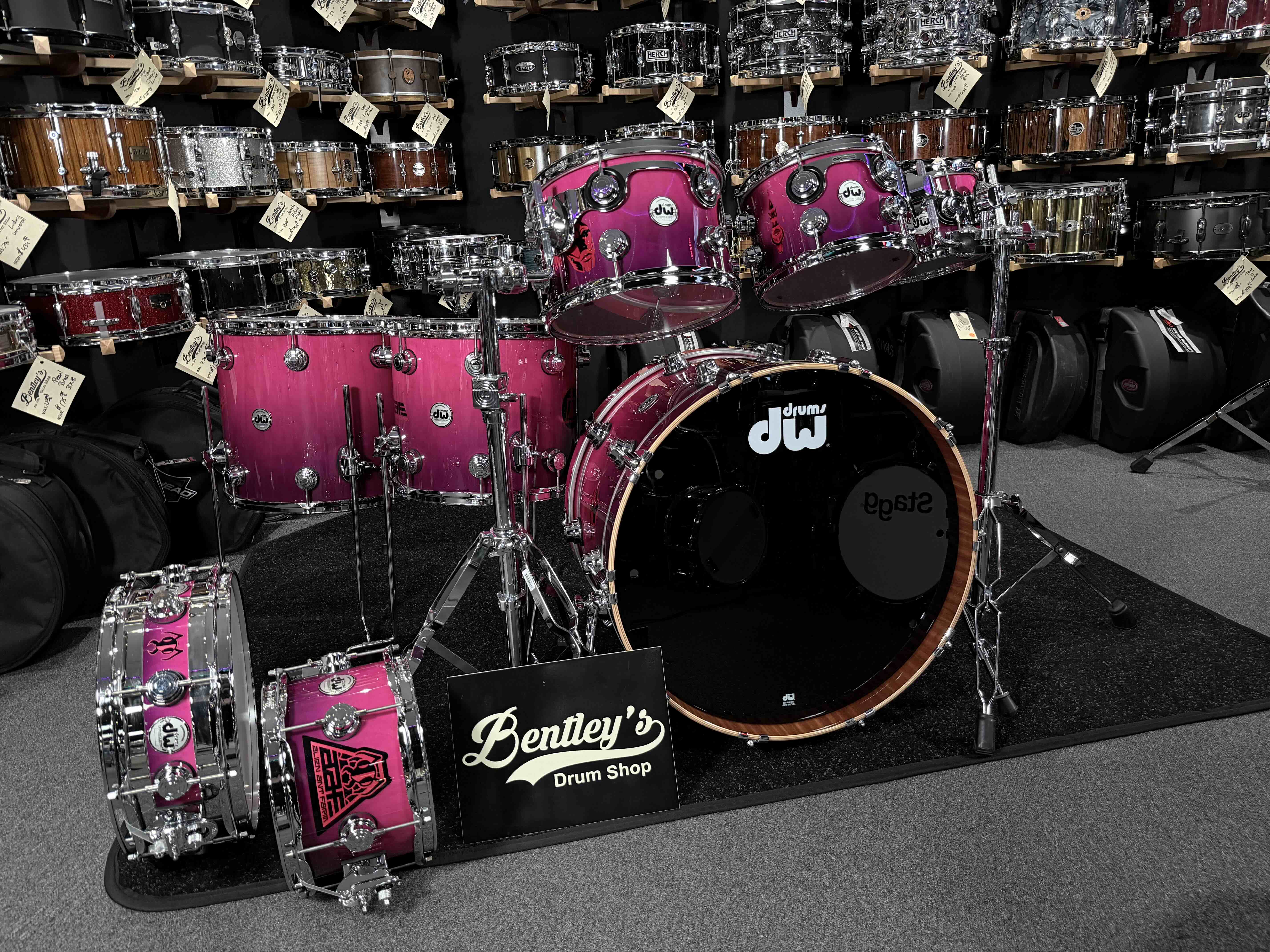 ~WOW!~ DW Collector's Mike Cosgrove of Alien Ant Farm's 8-Piece Custom Drum Kit Set